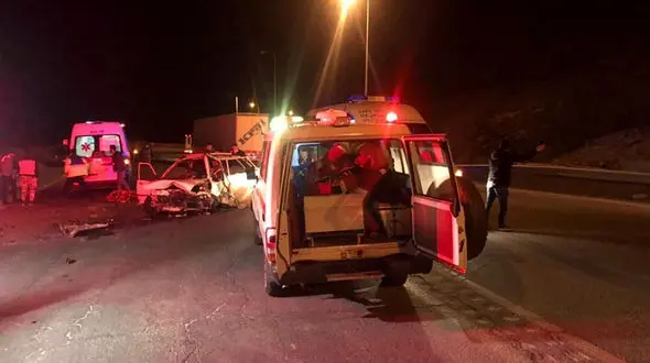 تصادف ۲ دستگاه سواری در اسفراین ۳ کشته برجای گذاشت