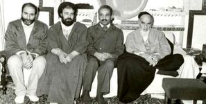 عکس / روزی که امام به شهید رجایی حکم ریاست جمهوری را تنفیذ کرد