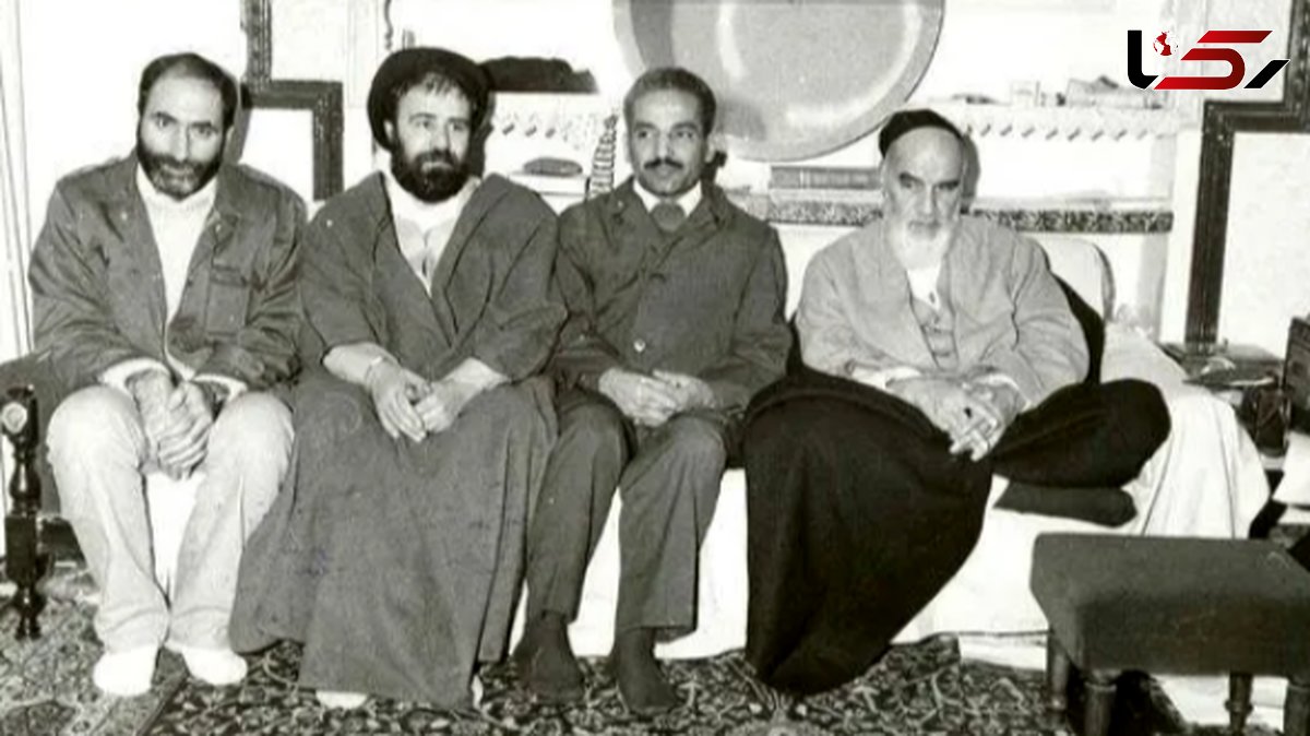عکس / روزی که امام به شهید رجایی حکم ریاست جمهوری را تنفیذ کرد
