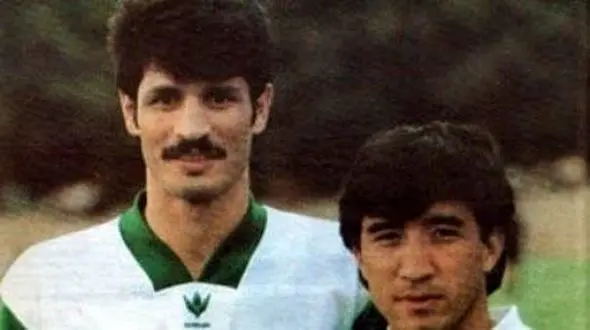 خداداد عزیزی: علی دایی تو 18 قدم سُلطان بود: هیچ مربی اونو از زمین بیرون نمی‌کشید چون...