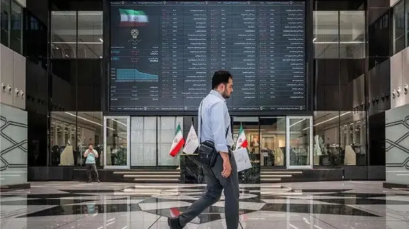  نگاهی به کارنامه امروز تالار شیشه‌ای / سایه‌سنگین عرضه بر سر سهامداران 
