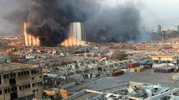 حادثه وحشتناک دوباره بندر بیروت را فرا گرفت + فیلم