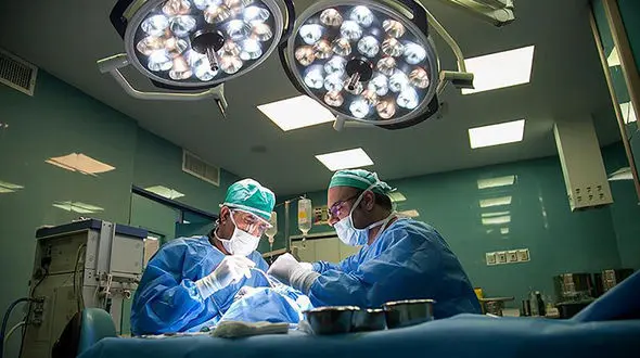 پزشکان دیگر تمایلی به تحصیل در رشته بیهوشی ندارند /  بحران کمبود متخصص بیهوشی در تهران