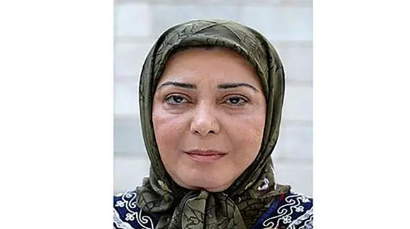 عکس دیده نشده از سنگ مزار نادیا گلچین !