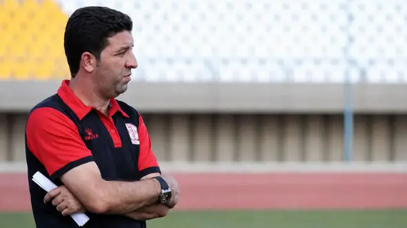  حلالی: فعلاً تراکتور از پرسپولیس آماده‌تر است