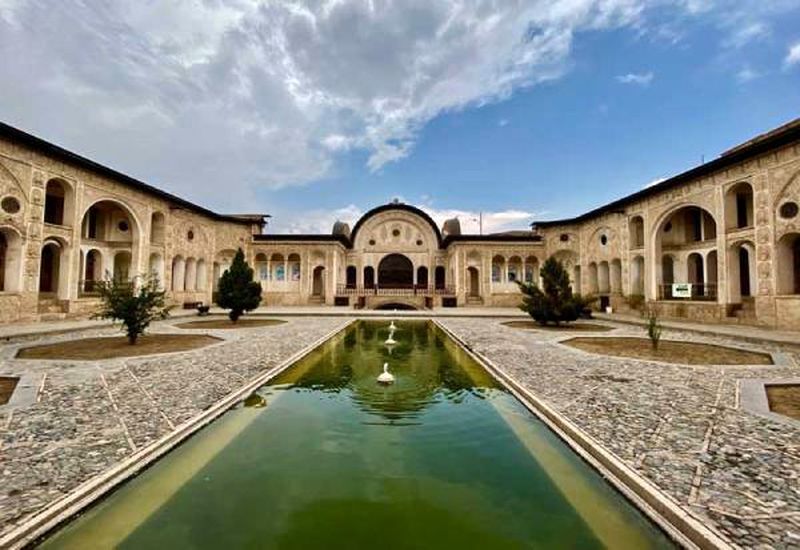 هانیه توسلی و خواهرش