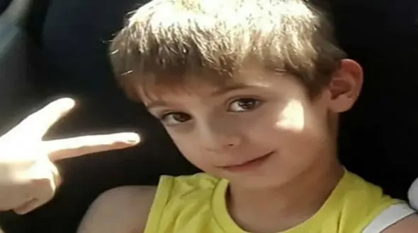 نخستین عکس از کودک قربانی سنگ‌نوردی اصفهان / جنجال زیاد، کما و دعا