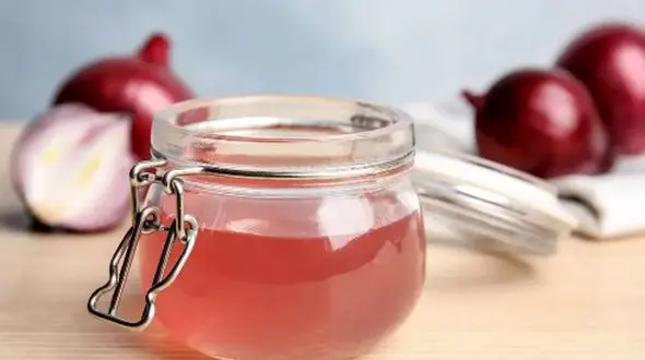 راز داشتن موهای پرپشت و سالم با استفاده از آب پیاز