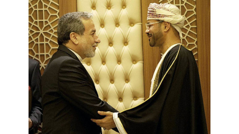دیدار سید عباس عراقچی با سید بدر البوسعیدی وزیر امور خارجه سلطنت عمان در حاشیه اجلاس فوق‌العاده وزرای خارجه سازمان همکاری های اسلامی در جده عربستان