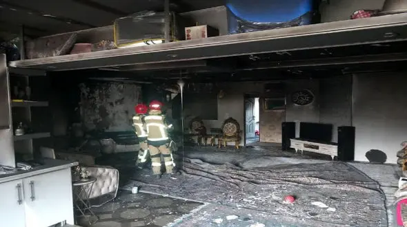 خانه خانواده قزوینی با اتش خاکستر شد ! / آنها یک شبه بی خانمان شدند !