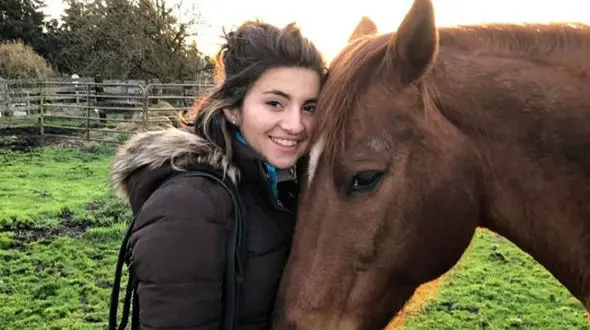 این دختر 25 سال پیش ربوده شده بود / فروش در سن یک سالگی + عکس