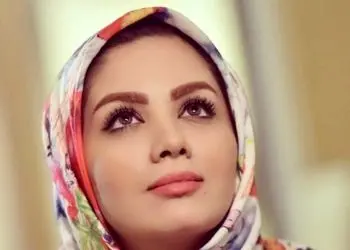 فیلم / بنزین گران می‌شود ! ... / خانم مجری  قیمت جدید بنزین را اعلام شد! / مبینا ناصری : مجبوریم بگیم .. 3 نرخ برای بنزین ... اولی ...دومی ... سومی دیگه هر چی ....