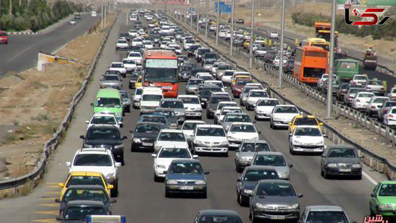 ترافیک نیمه سنگین در آزادراه کرج - قزوین 