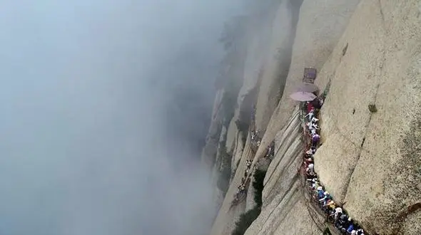 مرگ توریست در تفریحگاه شیطان + تصاویر