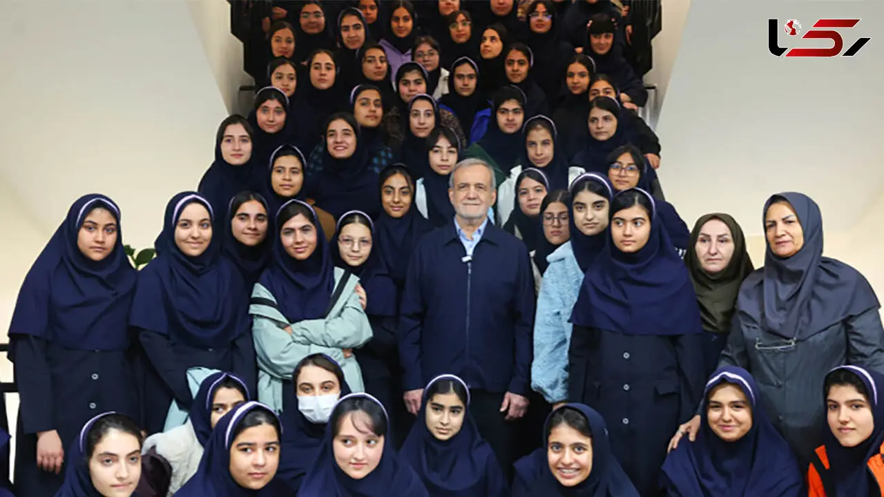 پزشکیان :  هدف ما تربیت دانش‌آموزان تک‌بعدی نیست/ نقش هوش مصنوعی وکارگاه‌های مهارت‌افزایی در فضاهای آموزشی نوین 