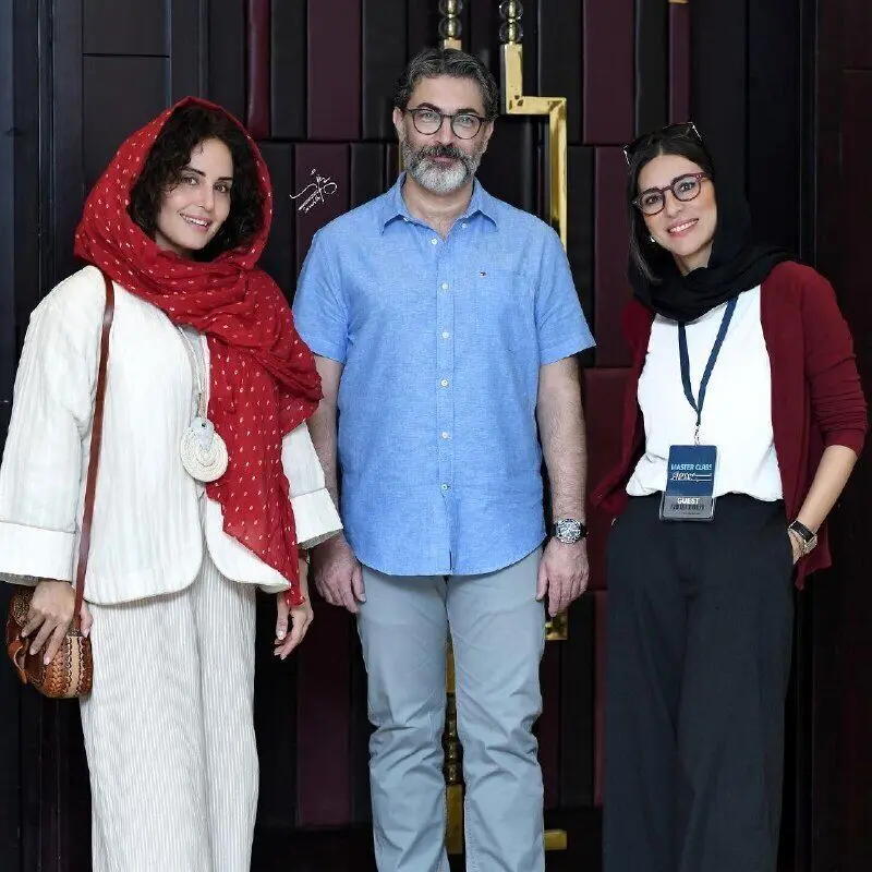 پارسا پیروز فر  