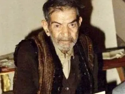 فیلم/شعرخوانی دلنشین و بی نظیر استاد  از قطعه مشهور «خان ننه»/ خان ننه ، هایاندا قالدین بئله باشیوا دولانیم نئجه من سنی ایتیردیم