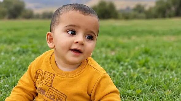 این کوچولوی بامزه با نیش عقرب جان باخت / همه لالی هم غم پدر و مادر آیهان 