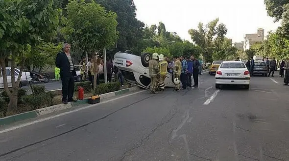 واژگونی تیبا در شهرک کیانشهر + تصاویر