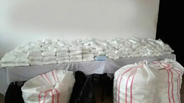 توقیف اتوبوس خلافکار کرونایی در زنجان 