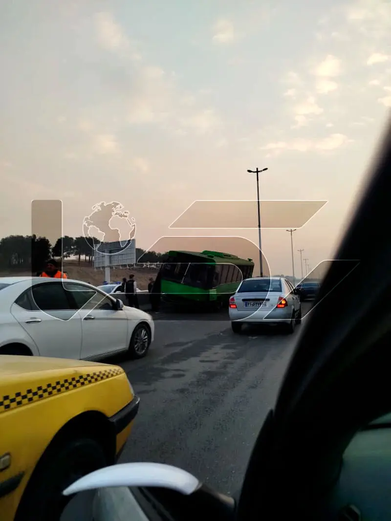 واژگونی اتوبوس در چیتگر