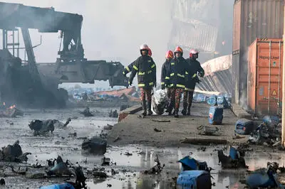 فیلم ها / یکسال از انفجار بندر شهید رجایی گذشت  / برخی روزها در حنجره زمان گیر می کنند