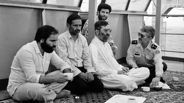 یادداشت رهبر انقلاب به فرمانده شهید نیروی هوایی ارتش