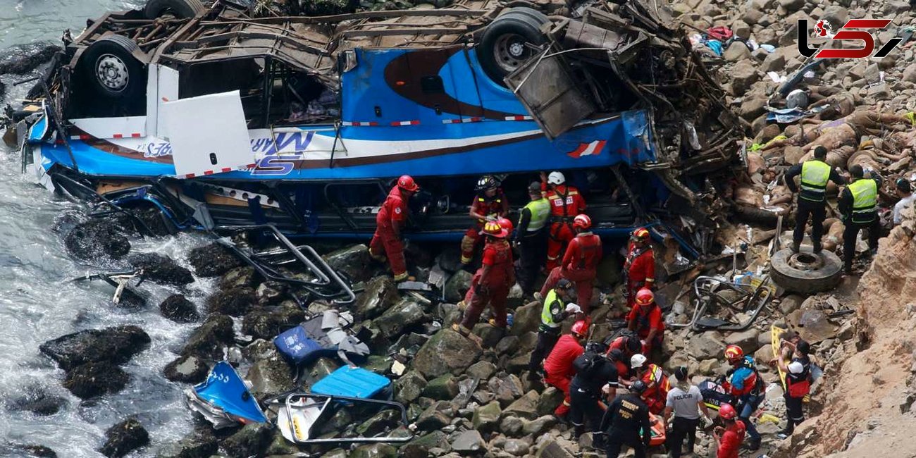 سقوط اتوبوس مسافربری به دره با ۴۸ کشته + فیلم