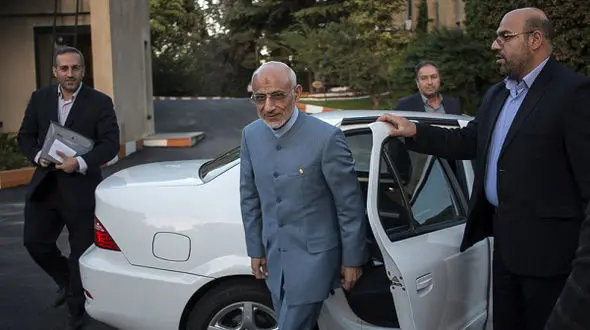 میرسلیم: پیام رسان سروش استفاده می‌کنم و سمند سوار می‌شوم 