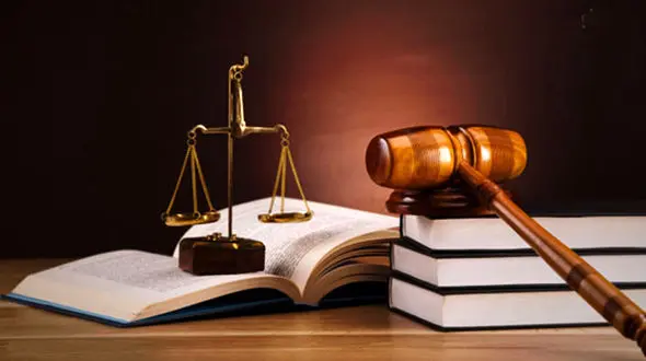 چگونه فساد وارد پرونده های قضایی می شود ؟ / حذف آزمون وکالت برای آمارسازی در حوزه اشتغال زایی