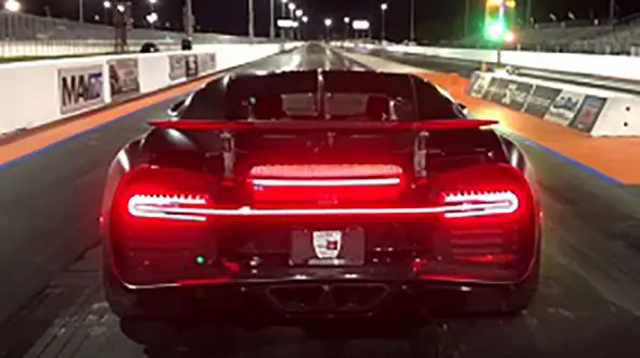 
خودرویی که بیش از نیم کیلومتر را در کمتر از ۱۰ ثانیه طی می‌کند
