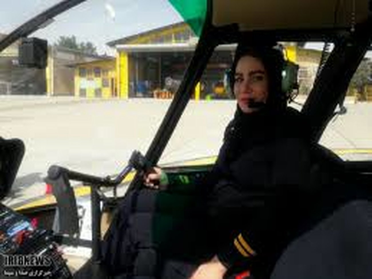 اولین زن خلبان ایرانی به پرواز درآمد+ فیلم و عکس