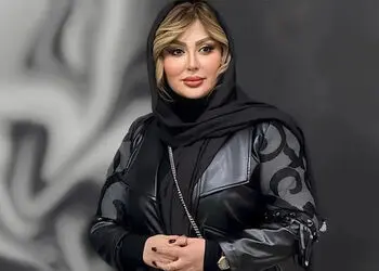 فیلم آوازخواندن نیوشا ضیغمی با آهنگ هایده جلوی دوربین / سلام من به تو یار قدیمی