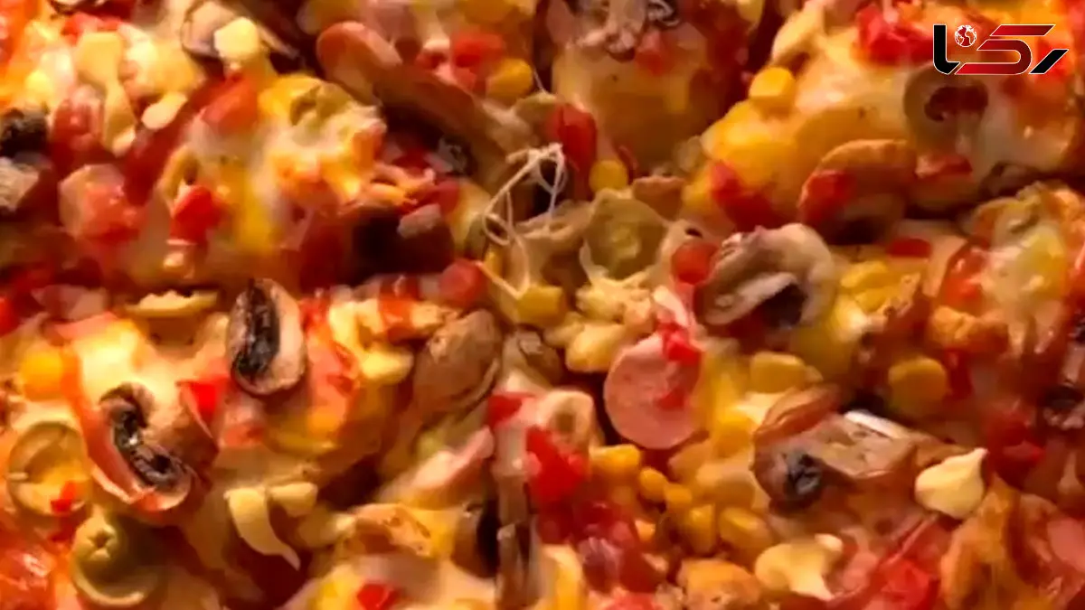 فیلم طرز تهیه پیتزا مرغ و قارچ مخصوص