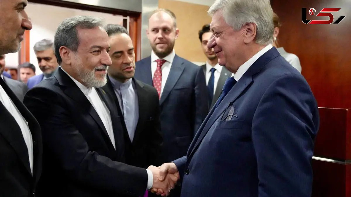 نشست وزیر امور خارجه با جمعی از نخبگان و اندیشمندان روسیه