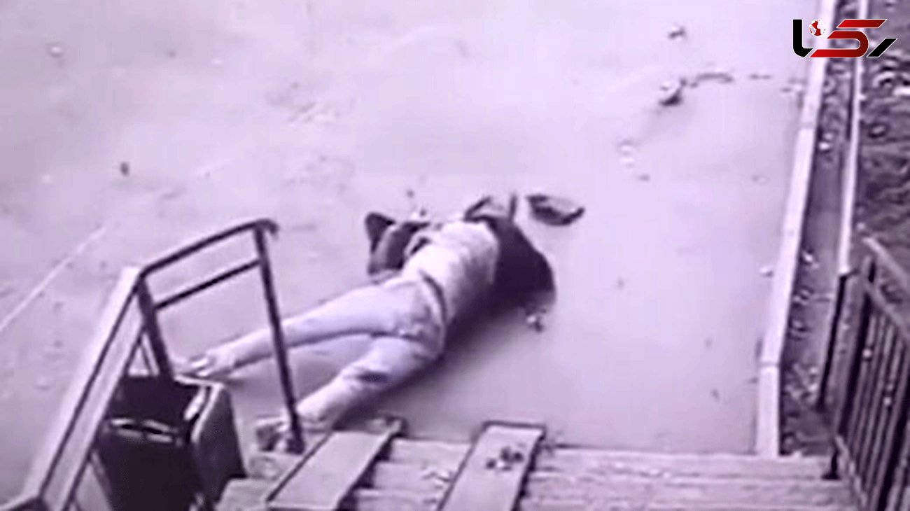 فیلم لحظه خودکشی جوان ۲۱ ساله از طبقه هفدهم یک ساختمان