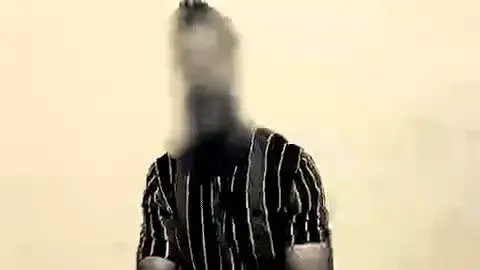 لحظه بازداشت و اعتراف قمه‌کش نیروی هوایی/شروری که با حمله به موتورسواران وحشت ایجاد کرده بود