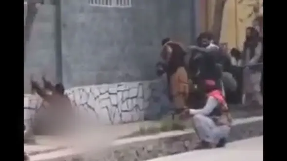 فیلم بازداشت وحشتناک مردم افغانستان توسط طالبان / رفتار دوگانه طالبانی ها
