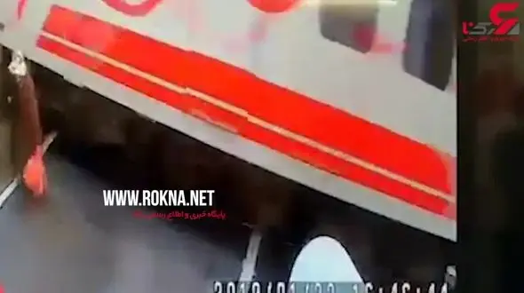 فیلمی شوکه کننده از خونسردی یک زن در برابر نزدیک شدن قطار مرگ