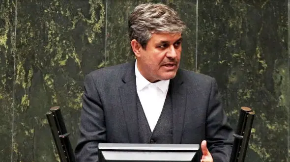 تاجگردون خط بطلان بر شایعه گرانی نان کشید: ۵۰۴ همت یارانه در بودجه ۱۴۰۵ برای گندم/ ولع وزارت نفت برای واردات بنزین را قطع کردیم