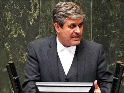 تاجگردون خط بطلان بر شایعه گرانی نان کشید: ۵۰۴ همت یارانه در بودجه ۱۴۰۵ برای گندم/ ولع وزارت نفت برای واردات بنزین را قطع کردیم