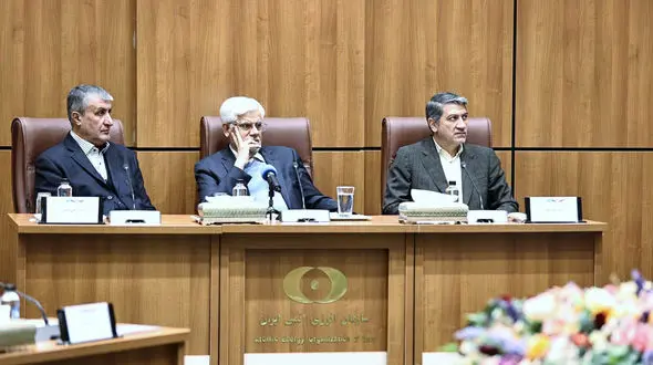 برخورداری ایران از ظرفیت یکپارچه در صنعت هسته‌ای/گسترش فناوری صلح‌آمیز هسته‌ای بدون تکیه بر خارجی‌ها 