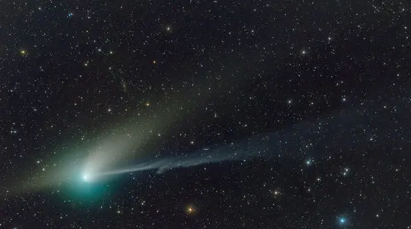 Two Bright Comets to Grace Earth’s Skies This Month