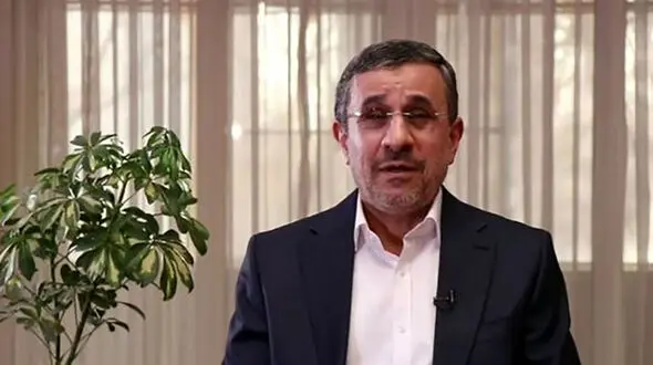 ادعای جنجالی احمدی‌نژاد: چینی‌ها می خواهند نیروی نظامی وارد ایران کنند