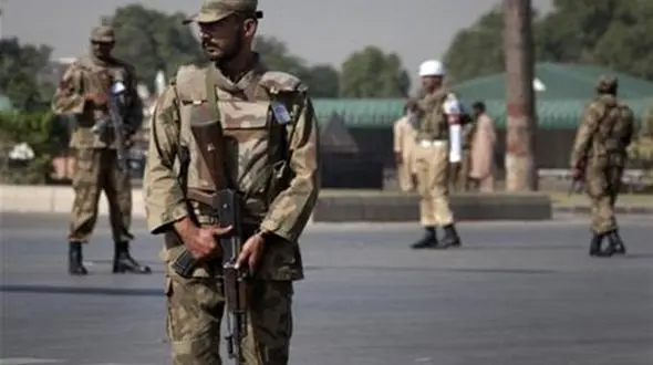 قتل عام 14 مسافر اتوبوس توسط مردان ناشناس در سیستان /  پاکستانی ها به وحشت افتادند