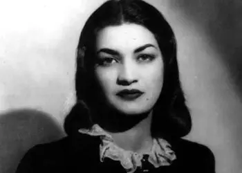 عکس سفر در زمان /  «اشرف پهلوی» در آخر عمرش  و 96 سالگی /  سال 94