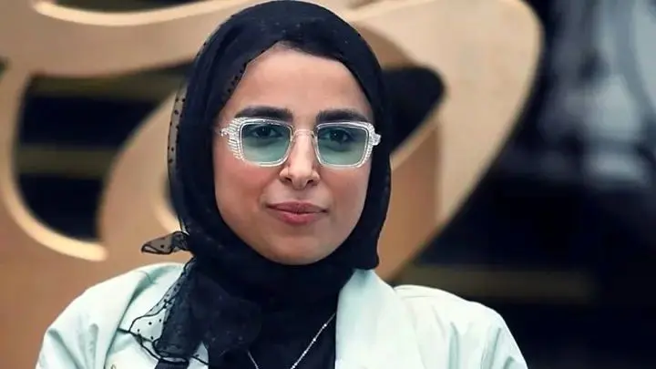 زینب موسوی:هرگز عذرخواهی نمی کنم .. / شوخی با فردوسی فقط شوخی بود!