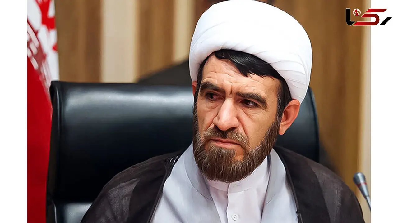 بازداشت مامور قلابی که از خارجی ها پول می گرفت / در قم فاش شد