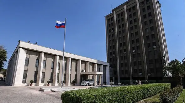 هوشیار باشید و از تجمعات بزرگ پرهیز کنید 