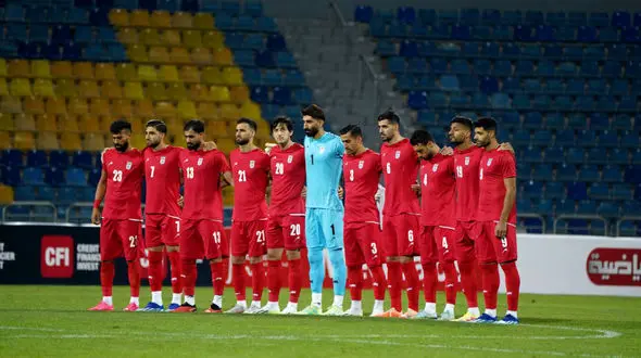 گزارشی از تمرین امروز تیم ملی/ صحبت های قلعه‌نویی برای بازیکنان در میانه میدان! + فیلم